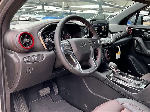 New 2025 Chevrolet Blazer RS image 9