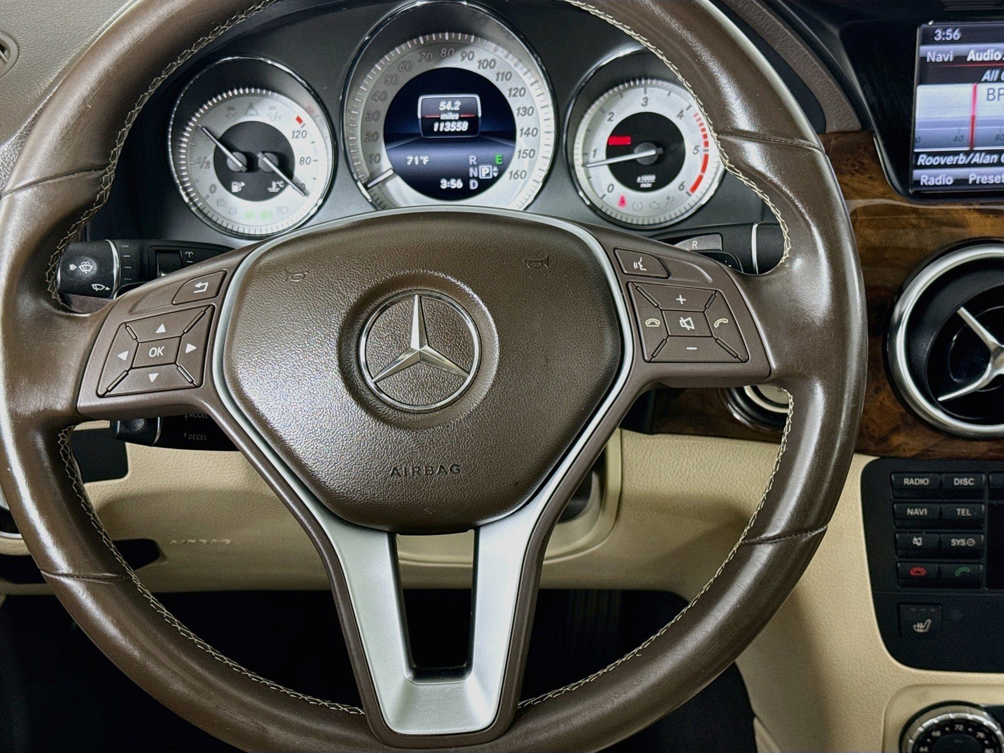 Used 2014 Mercedes-Benz GLK 250 BlueTEC 4MATIC image 25