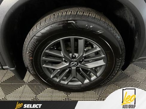 Used 2025 Nissan Rogue S FWD image 19