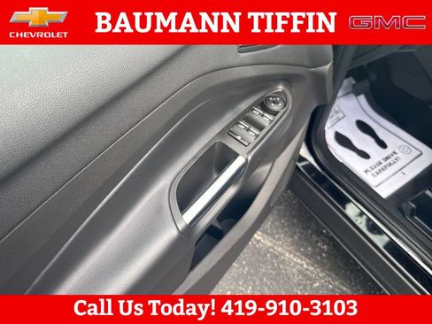 Used 2019 Ford Escape SE FWD image 19