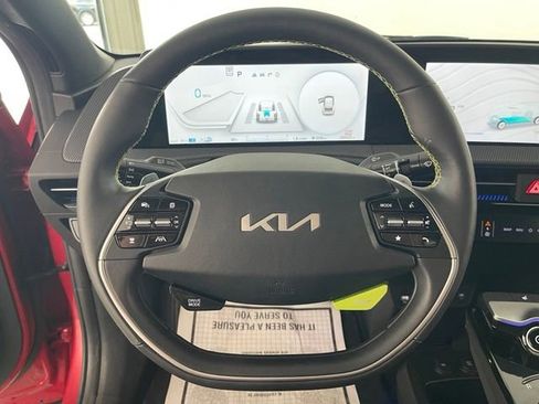 Used 2023 Kia EV6 GT AWD/4WD image 37