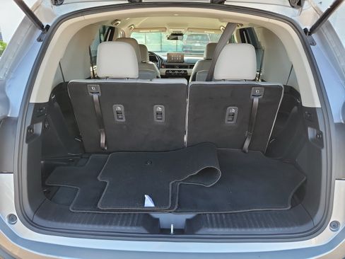 Used 2023 Honda Pilot EX-L image 30