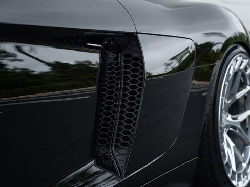 Used 2018 Audi R8 V10 image 29