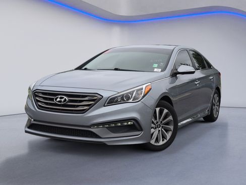 Used 2017 Hyundai Sonata Sport w/ Value Edition Package 02 FWD image 2