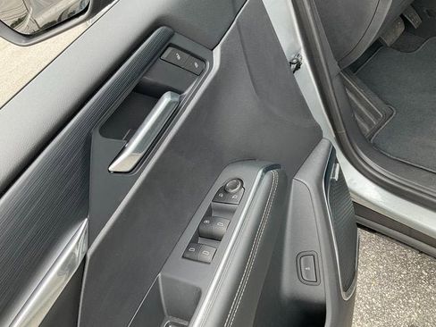 New 2025 GMC Acadia Elevation image 5