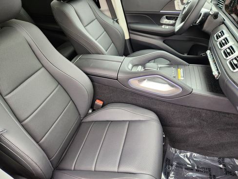 Used 2026 Mercedes-Benz GLS 450 GLS 450 image 13