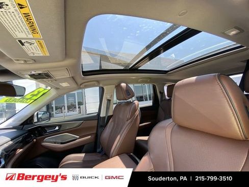 Used 2023 Acura MDX SH-AWD w/ Advance Package image 21