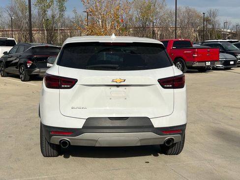 Used 2025 Chevrolet Blazer LT image 11