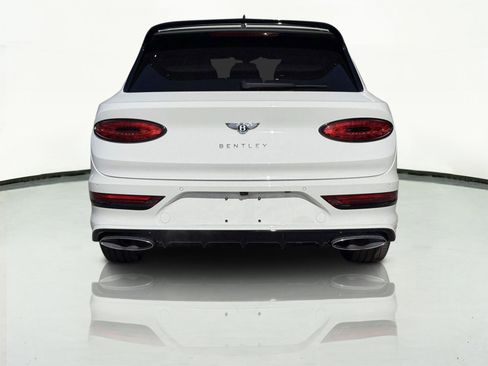 Used 2022 Bentley Bentayga Speed image 4