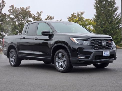 New 2025 Honda Ridgeline TrailSport image 3