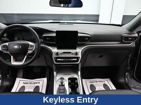 Certified 2024 Ford Explorer XLT w/ Equipment Group 202A AWD/4WD image 18