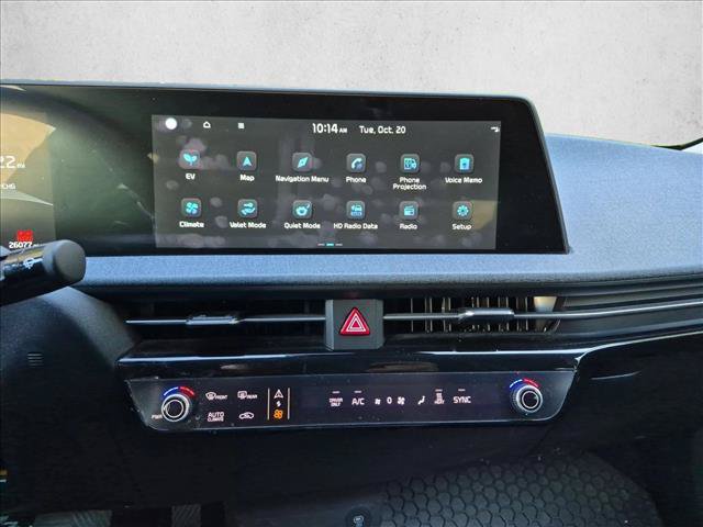 Used 2022 Kia EV6 Wind w/ Wind Technology Package AWD/4WD image 12