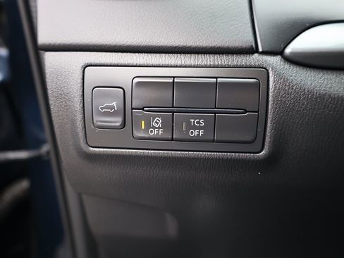 Used 2018 MAZDA CX-9 Touring image 25