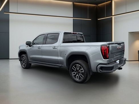 Used 2025 GMC Sierra 1500 AT4 w/ AT4 Premium Package AWD/4WD image 3