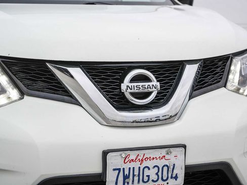 Used 2016 Nissan Rogue S FWD image 5