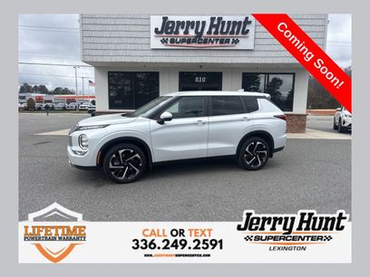 Used 2024 Mitsubishi Outlander SE