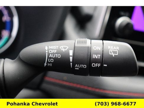 Used 2024 Toyota RAV4 SE image 10