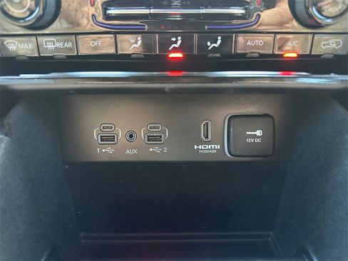 Used 2022 Jeep Grand Cherokee L Limited image 27