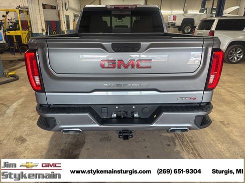 Used 2021 GMC Sierra 1500 AT4 w/ AT4 Value Package image 7