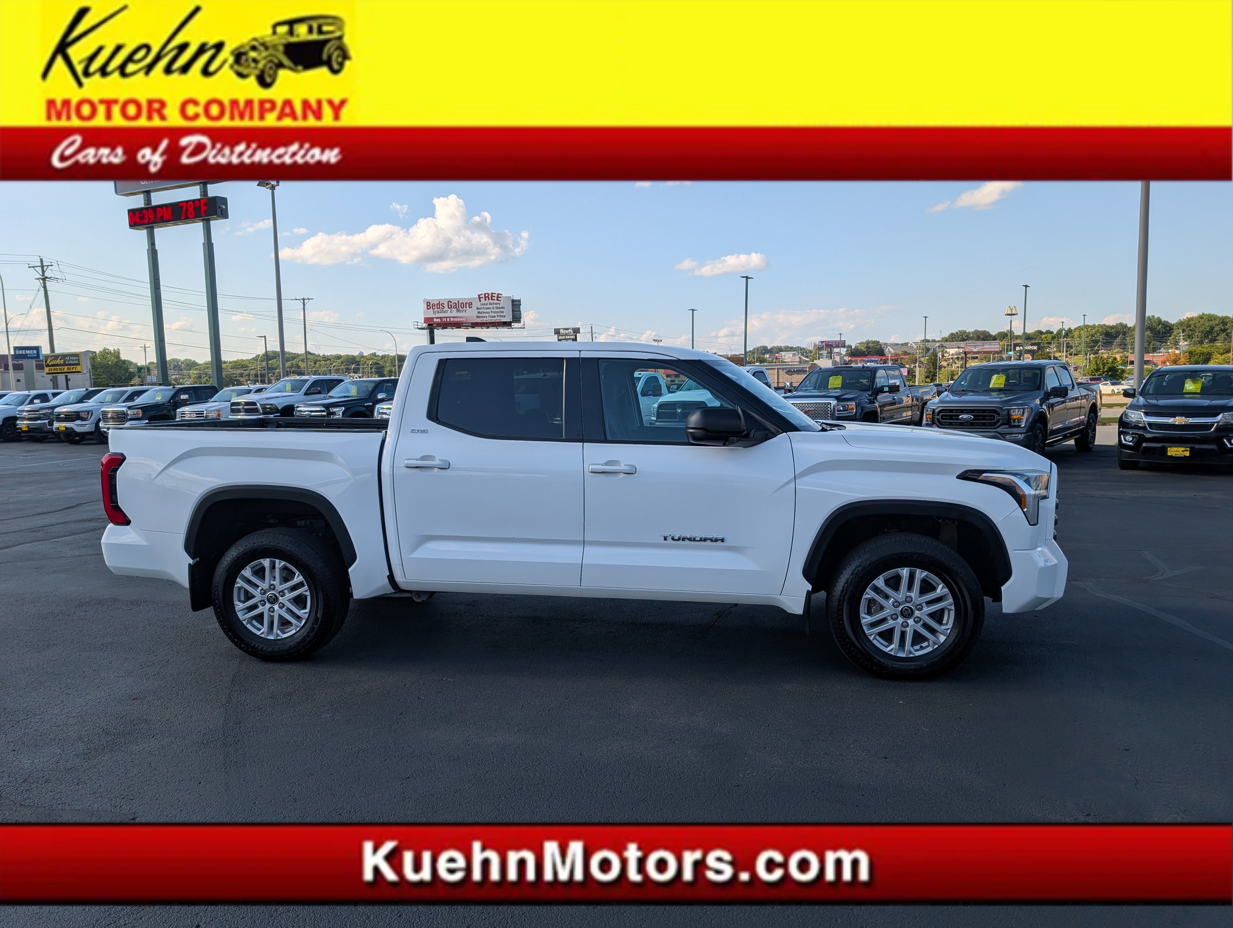 Used 2022 Toyota Tundra SR5 AWD/4WD image 1