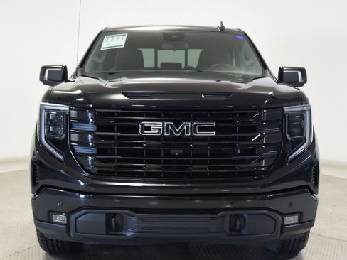 Used 2024 GMC Sierra 1500 Elevation w/ Elevation Premium Package AWD/4WD image 19