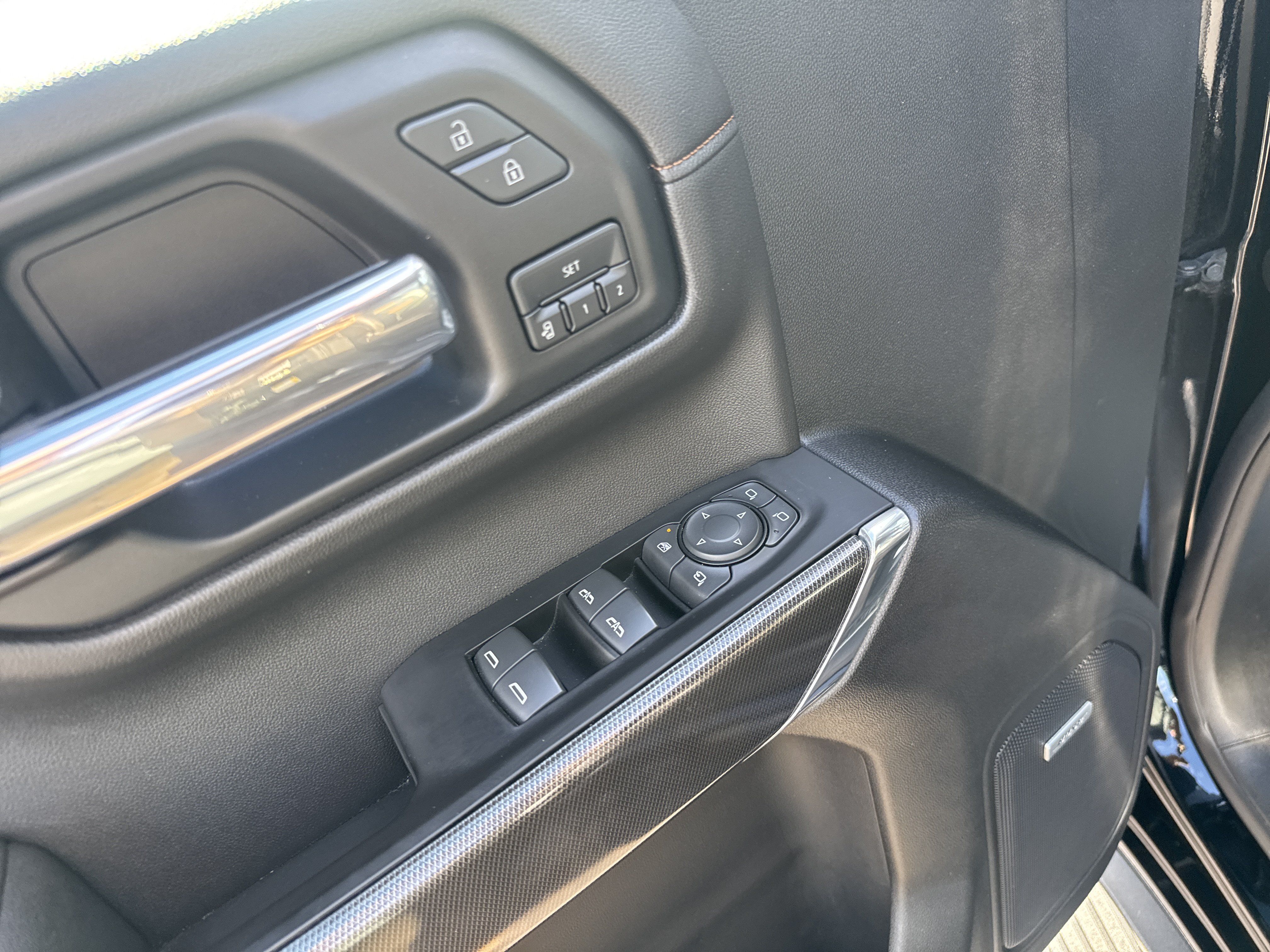 Used 2019 GMC Sierra 1500 AT4 w/ AT4 Premium Package AWD/4WD image 6