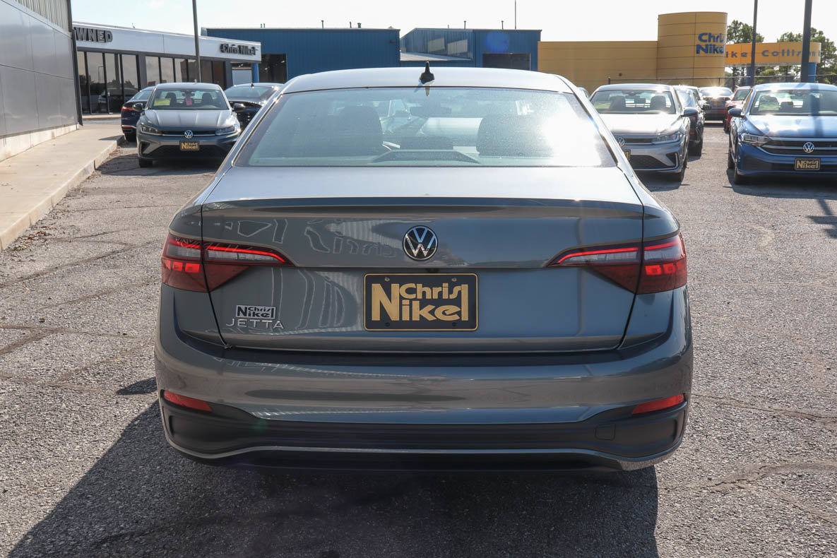 Used 2024 Volkswagen Jetta S FWD image 5