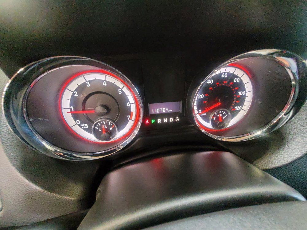 Used 2017 Dodge Grand Caravan SXT FWD image 23