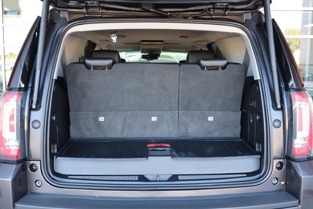 Used 2018 GMC Yukon SLT w/ Open Road Package AWD/4WD image 9
