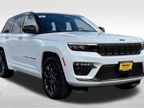 New 2025 Jeep Grand Cherokee Summit image 1