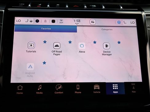 Used 2025 Jeep Grand Cherokee Limited w/ Luxury Tech Group II image 36