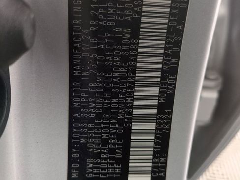 Used 2024 Toyota Corolla SE image 30