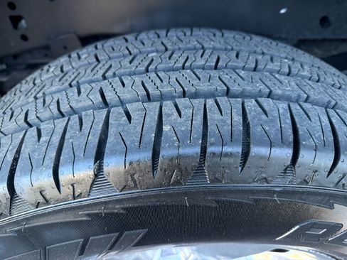 Used 2017 Ford F250 Lariat w/ Chrome Package image 6