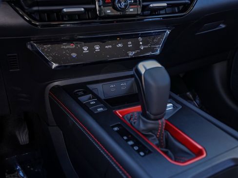 New 2026 Nissan Kicks SR image 29