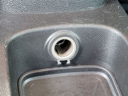 Used 2012 Chevrolet Volt image 11