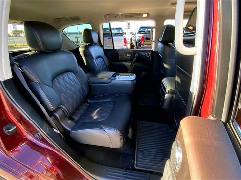 Used 2023 Nissan Armada Platinum w/ Captain's Chairs Package image 18