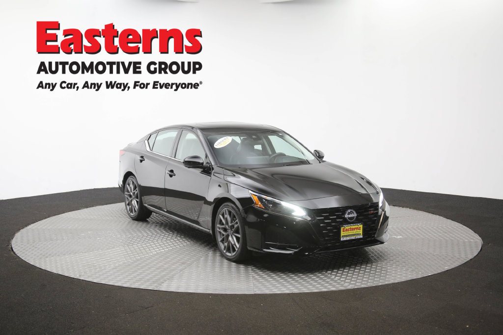 Used 2023 Nissan Altima 2.0 SR FWD image 54
