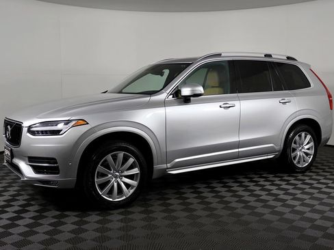 Used 2018 Volvo XC90 T5 Momentum w/ Convenience Package AWD/4WD image 59