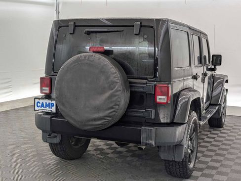 Used 2017 Jeep Wrangler Unlimited Sahara w/ Connectivity Group image 6