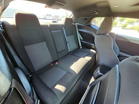 Used 2022 Dodge Challenger GT image 27