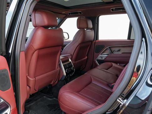 Used 2024 Land Rover Range Rover SE image 86