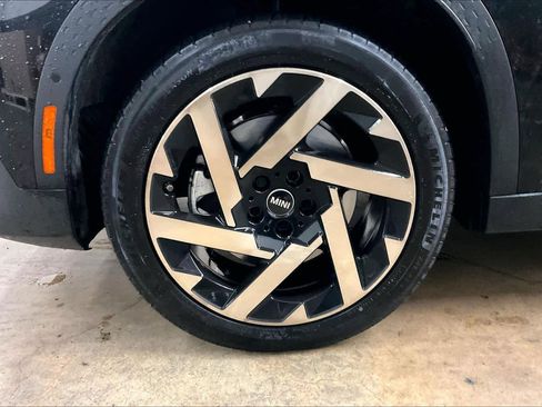 Certified 2025 MINI Cooper Countryman S image 12