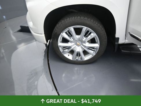 Used 2022 Chevrolet Silverado 1500 High Country w/ High Country Premium Package image 15