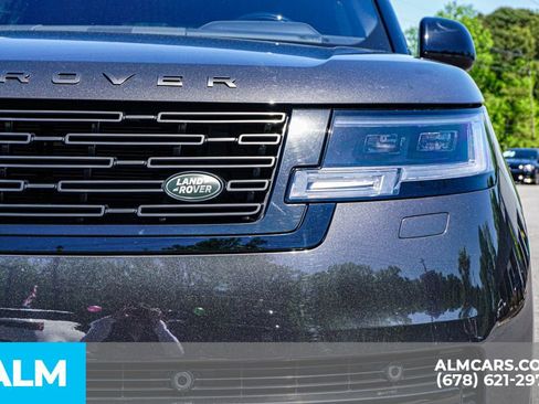 Used 2023 Land Rover Range Rover SE image 12