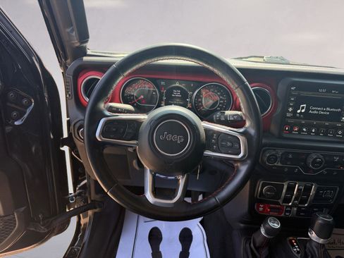 Used 2021 Jeep Wrangler Unlimited Rubicon image 12