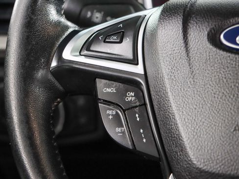 Used 2020 Ford Fusion SE w/ Equipment Group 151A image 13