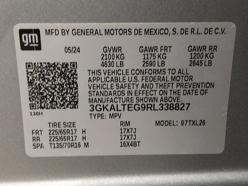 Used 2024 GMC Terrain SLE image 33