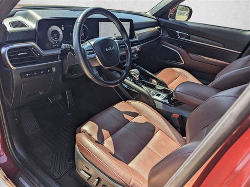 Used 2024 Kia Telluride SX image 9