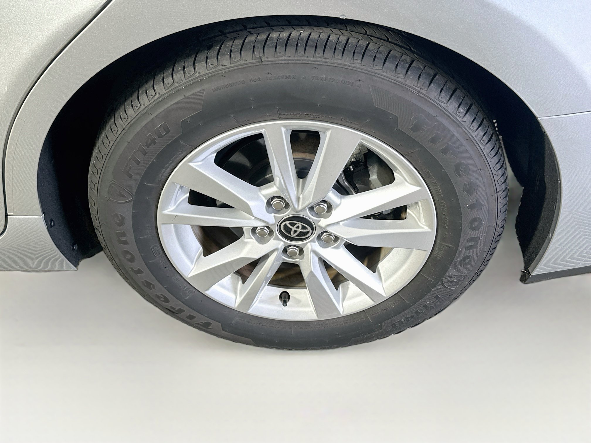 Used 2025 Toyota Camry LE FWD image 11