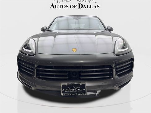 Used 2022 Porsche Cayenne image 3